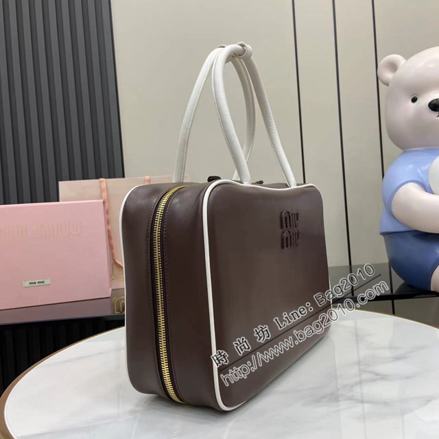 MIU MIU專櫃繆繆最新款公事包小牛皮手提包 jh2870型號：5BB117